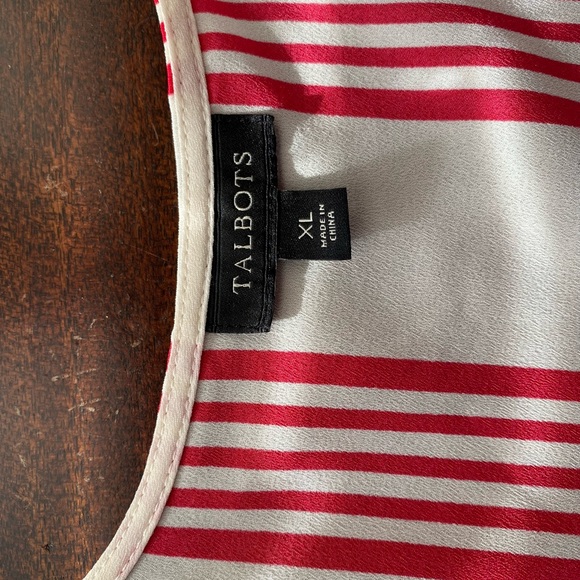 Talbots women’s XL red stripe Poly fake wrap top - Picture 5 of 10